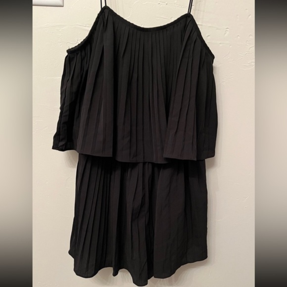 She + Sky Women Spaghetti Strap Pleated Layered‎ Club ROMPER Sz M